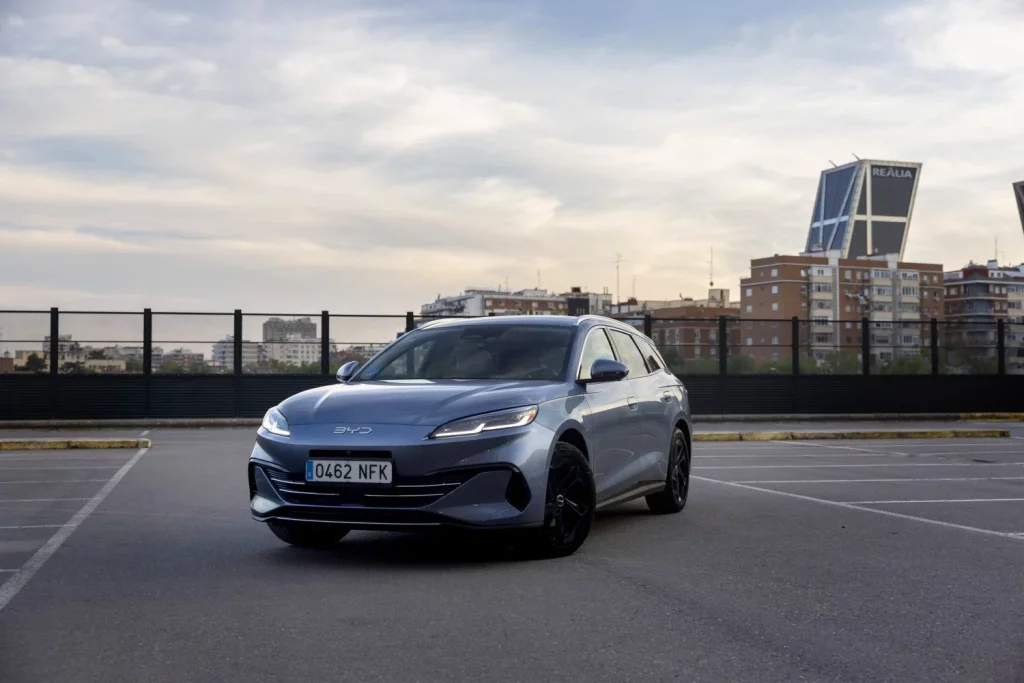 SEAL 6 DM i Touring Estatico 17 Motor16