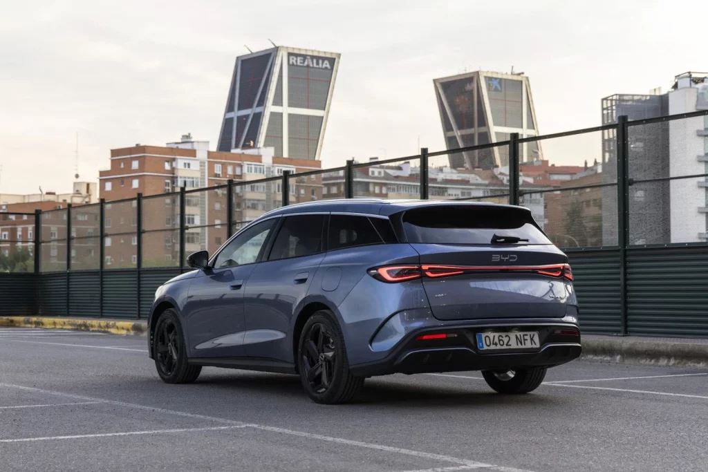 SEAL 6 DM i Touring Estatico 18 Motor16