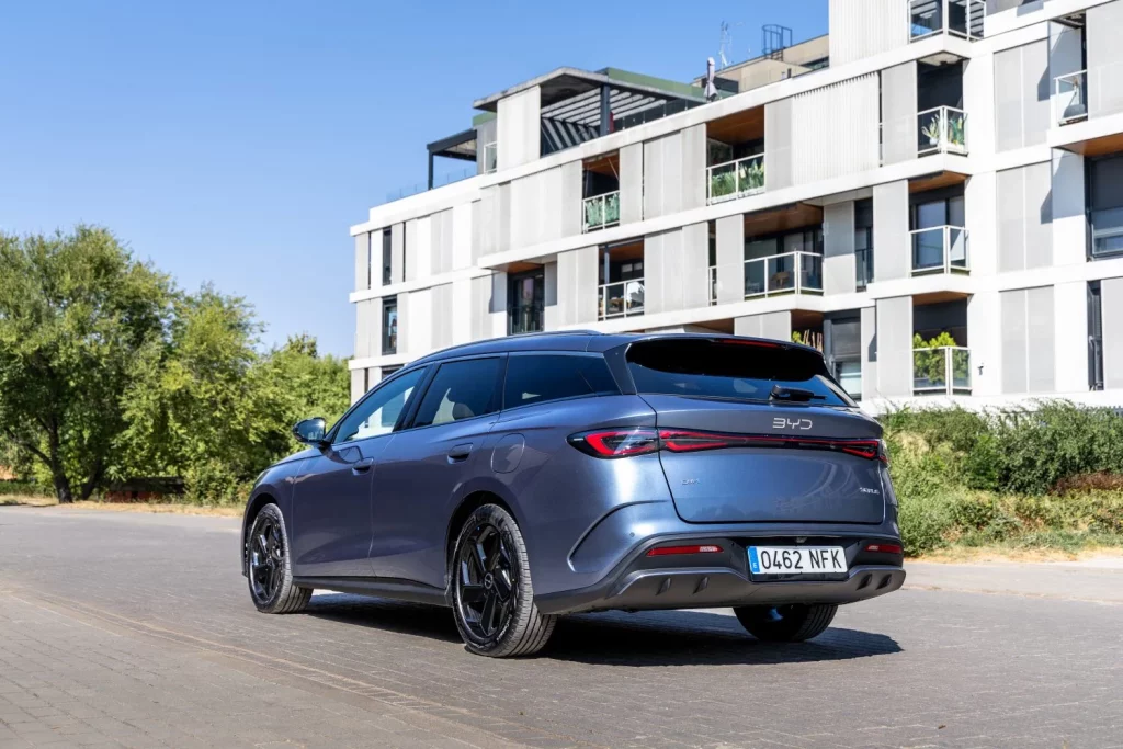 SEAL 6 DM i Touring Estatico 7 Motor16