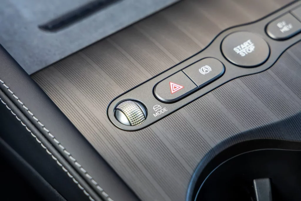 SEAL 6 DM i Touring Interior 17 Motor16