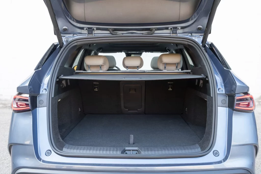 SEAL 6 DM i Touring Interior 26 Motor16