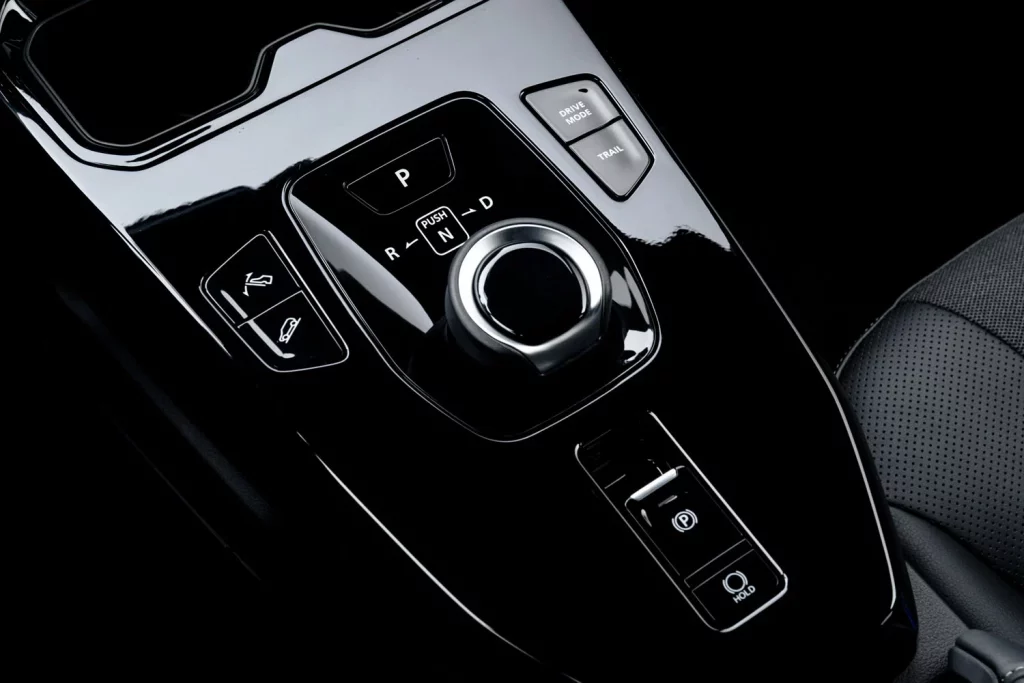 Toyota presenta el Urban Cruiser, el nuevo eléctrico urbano que, en España, tendrás que comprar a Suzuki 22 Motor16 TOYOTA URBAN CRUISER 16 Motor16