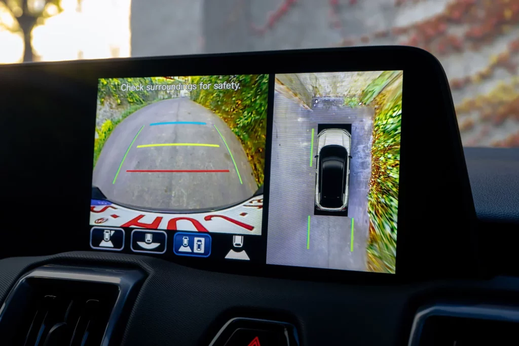 Toyota presenta el Urban Cruiser, el nuevo eléctrico urbano que, en España, tendrás que comprar a Suzuki 4 Motor16 TOYOTA URBAN CRUISER 17 Motor16