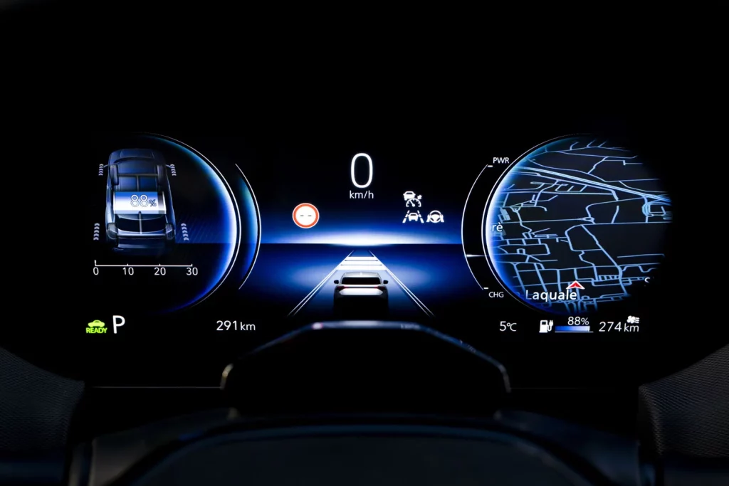 Toyota presenta el Urban Cruiser, el nuevo eléctrico urbano que, en España, tendrás que comprar a Suzuki 28 Motor16 TOYOTA URBAN CRUISER 22 Motor16