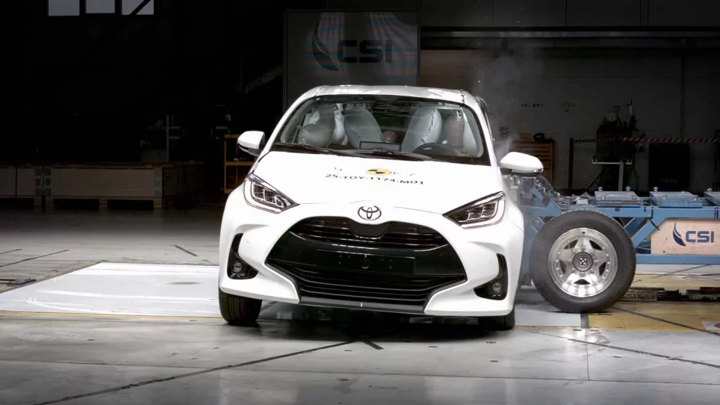 TOYOTA YARIS EURONCAP Motor16
