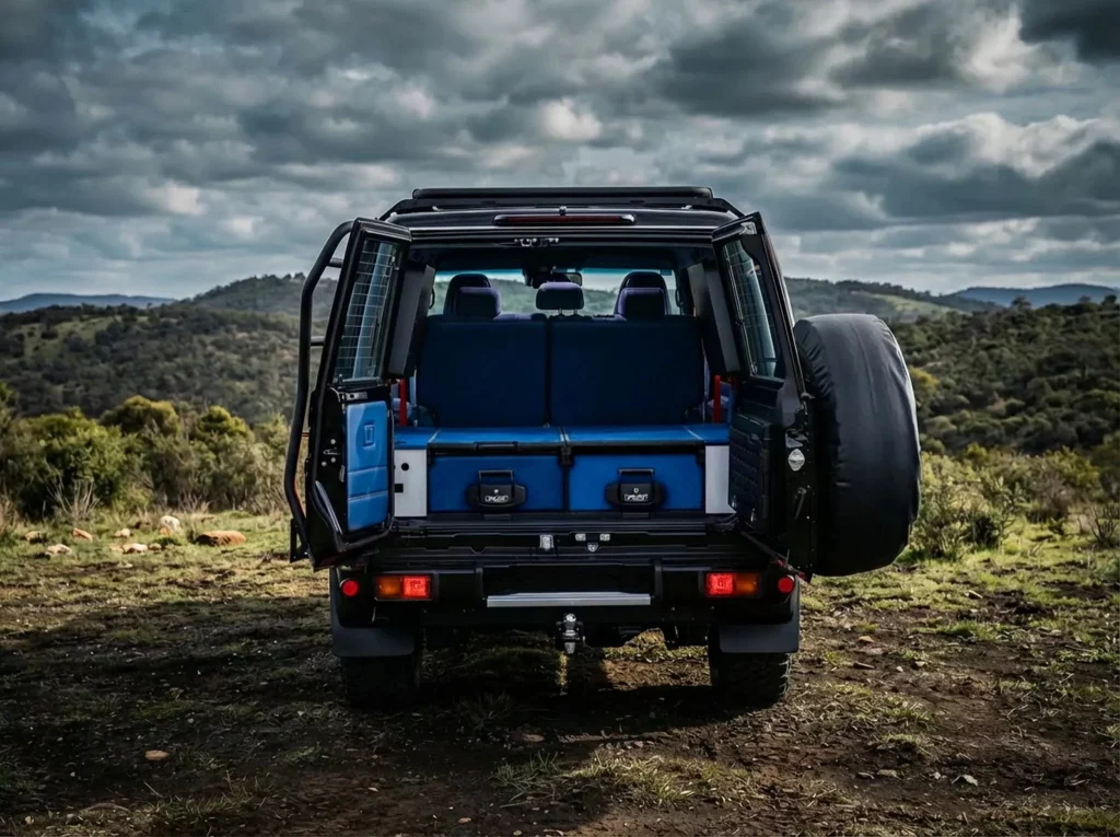 Mataríamos por este Toyota Land Cruiser 70 preparado en Australia por PVS