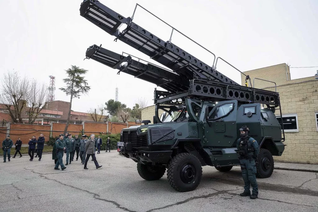 VEHICULO TACTICO BLINDADO GUARDIA CIVIL1 Motor16