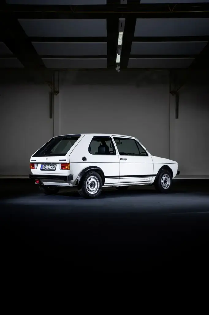 El mito del Volkswagen Golf GTI a través de sus ocho generaciones 20 Motor16 VOLKSWAGEN GOLF GTI 1 GENERACION3 Motor16