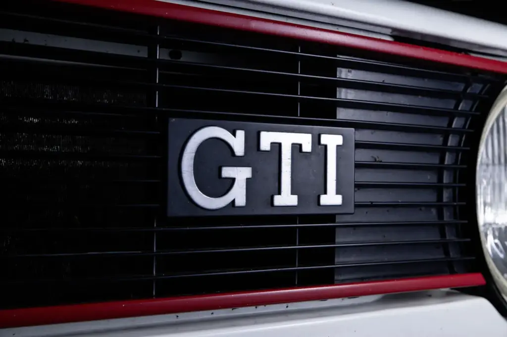 El mito del Volkswagen Golf GTI a través de sus ocho generaciones 22 Motor16 VOLKSWAGEN GOLF GTI 1 GENERACION5 Motor16