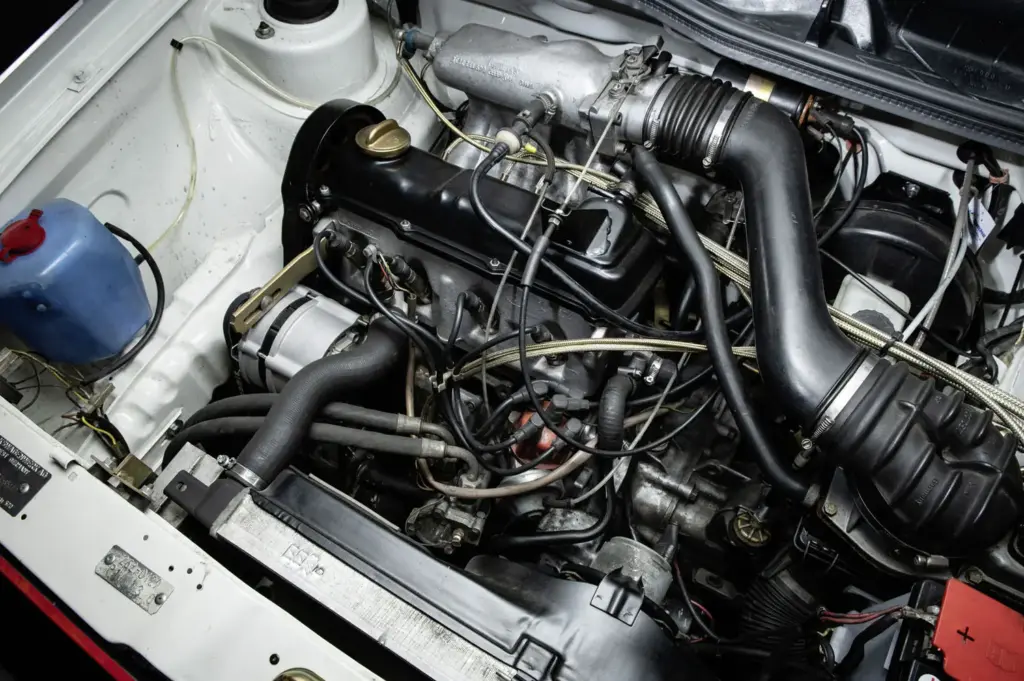 El mito del Volkswagen Golf GTI a través de sus ocho generaciones 23 Motor16 VOLKSWAGEN GOLF GTI 1 GENERACION6 Motor16