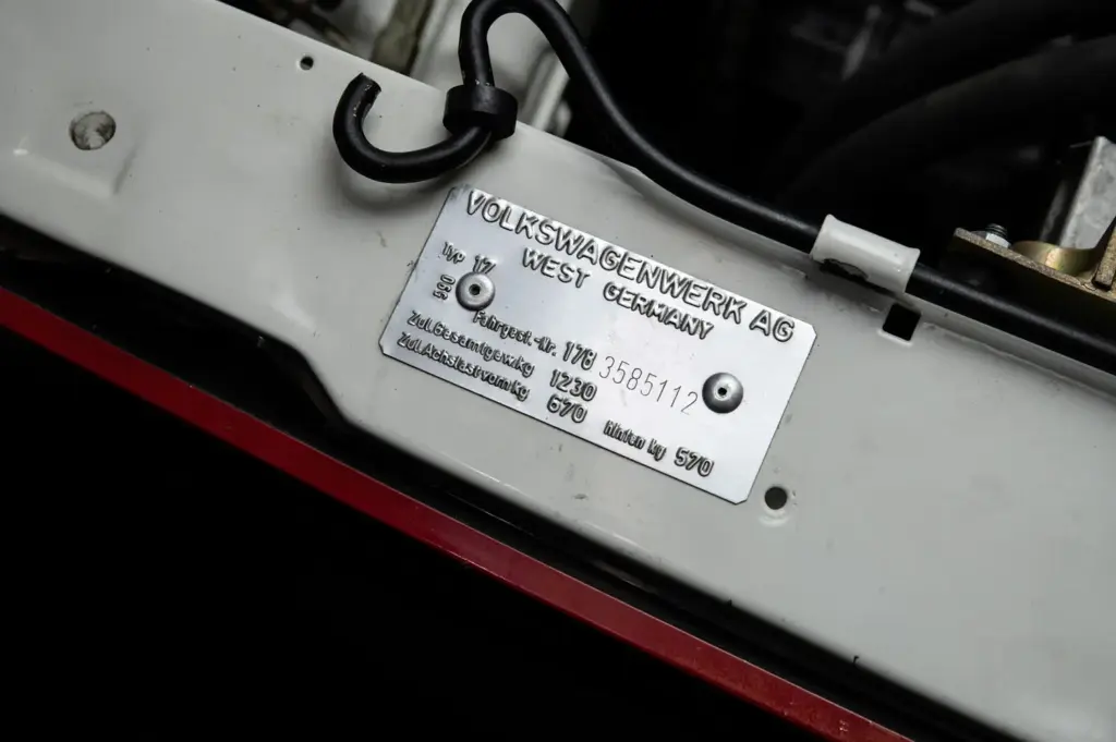 El mito del Volkswagen Golf GTI a través de sus ocho generaciones 24 Motor16 VOLKSWAGEN GOLF GTI 1 GENERACION7 Motor16