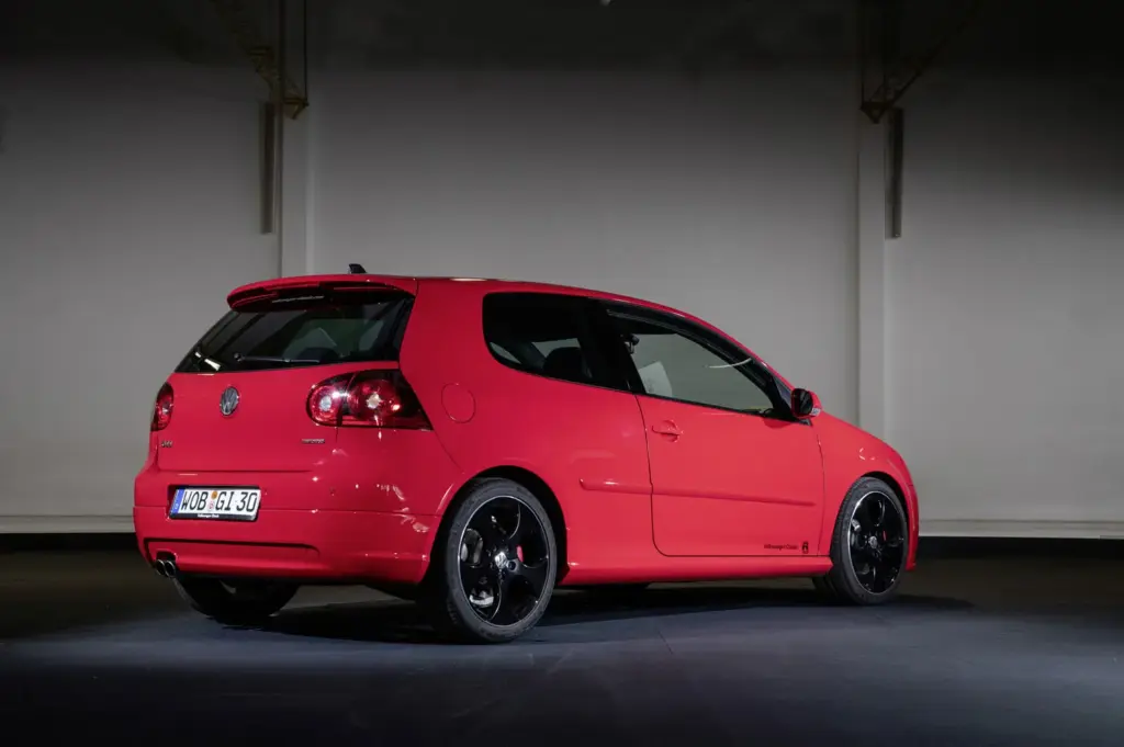 El mito del Volkswagen Golf GTI a través de sus ocho generaciones 51 Motor16 VOLKSWAGEN GOLF GTI 5 GENERACION 3 Motor16