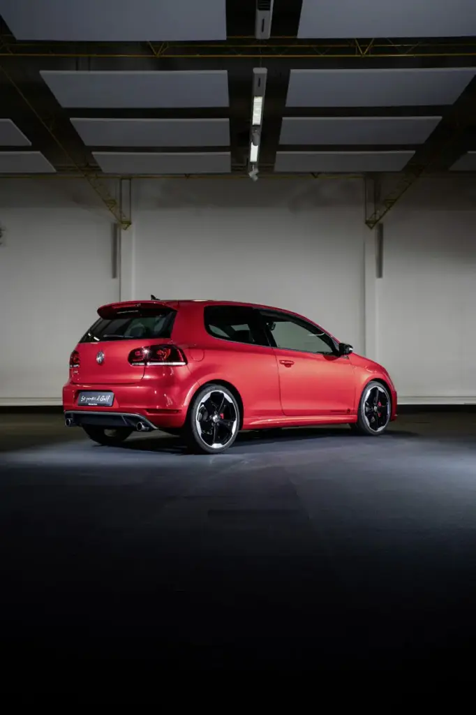 El mito del Volkswagen Golf GTI a través de sus ocho generaciones 58 Motor16 VOLKSWAGEN GOLF GTI 6 GENERACION 4 Motor16