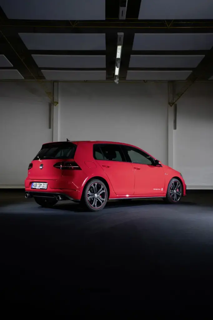 El mito del Volkswagen Golf GTI a través de sus ocho generaciones 62 Motor16 VOLKSWAGEN GOLF GTI 7 GENERACION 2 Motor16