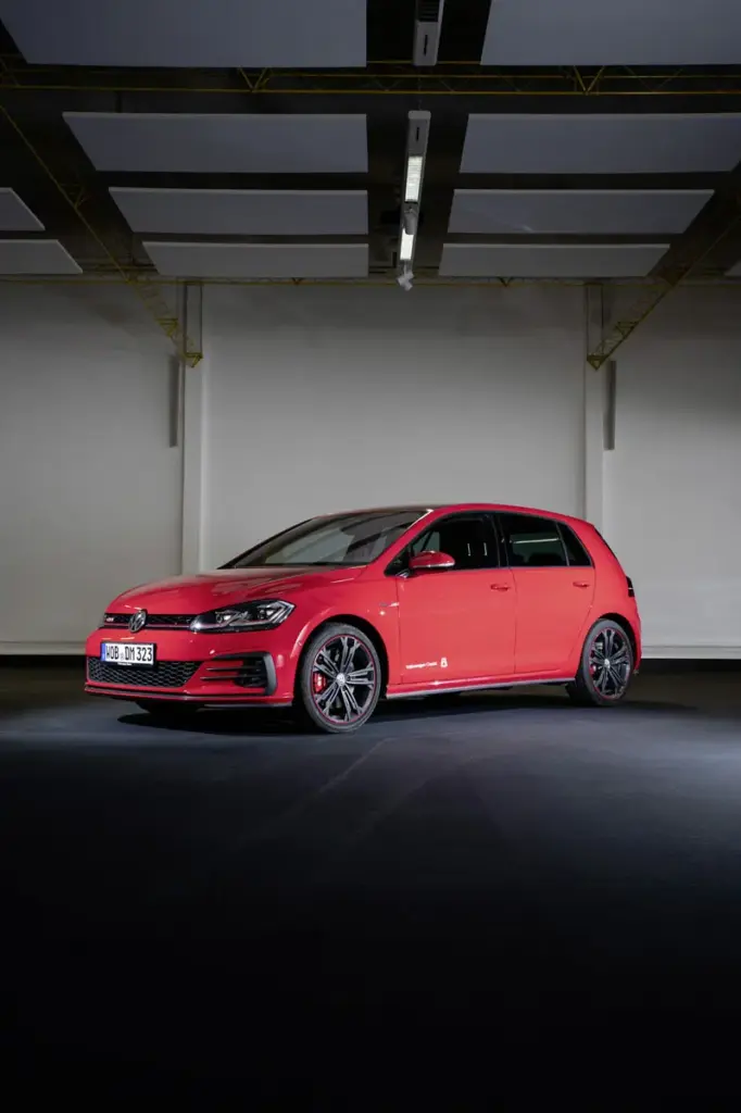 El mito del Volkswagen Golf GTI a través de sus ocho generaciones 63 Motor16 VOLKSWAGEN GOLF GTI 7 GENERACION 3 Motor16