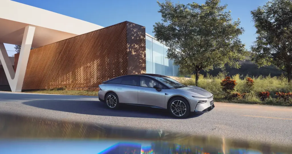 XPeng lanza el P7+ en España con números de récord 22 Motor16 XPENG P7 41 Motor16