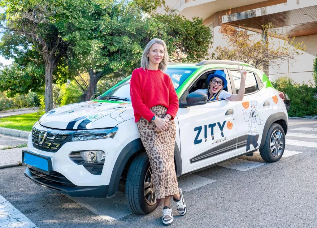 Zity y Fundación Theodora, juntos para llevar sonrisas a los hospitales esta Navidad 8 Motor16 ZITY FUNDACION THEODORA DOCTOR SONRISA3 Motor16