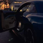 Bentley presenta la primera luz de bienvenida animada y personalizable