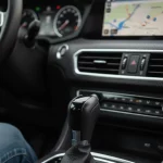 ¿Buscas un regalo original para tu coche? Este accesorio para la palanca de cambios de Amazon es genial y cuesta menos de 4 euros