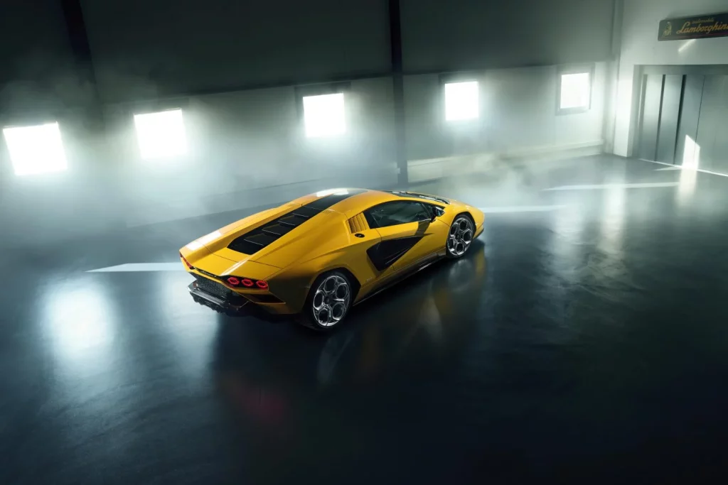 Lamborghini few-off: La colección única de un apasionado aficionado suizo 15 Motor16 Lamborghini few-off: la colección única de un apasionado aficionado suizo