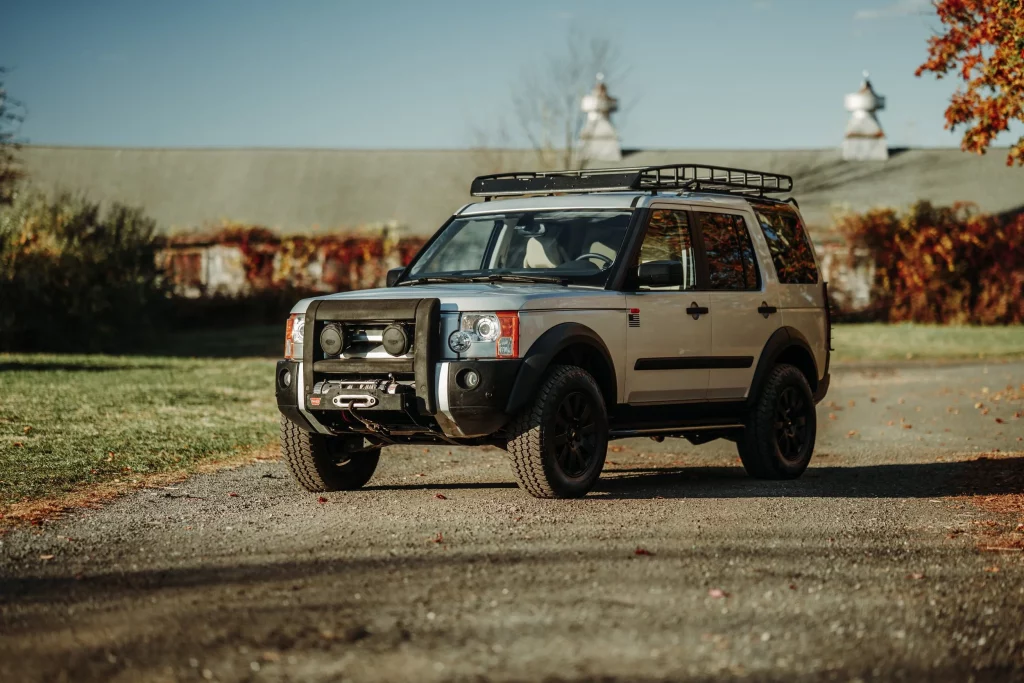 land rover discovery 3 legacy overland v8 1 Motor16