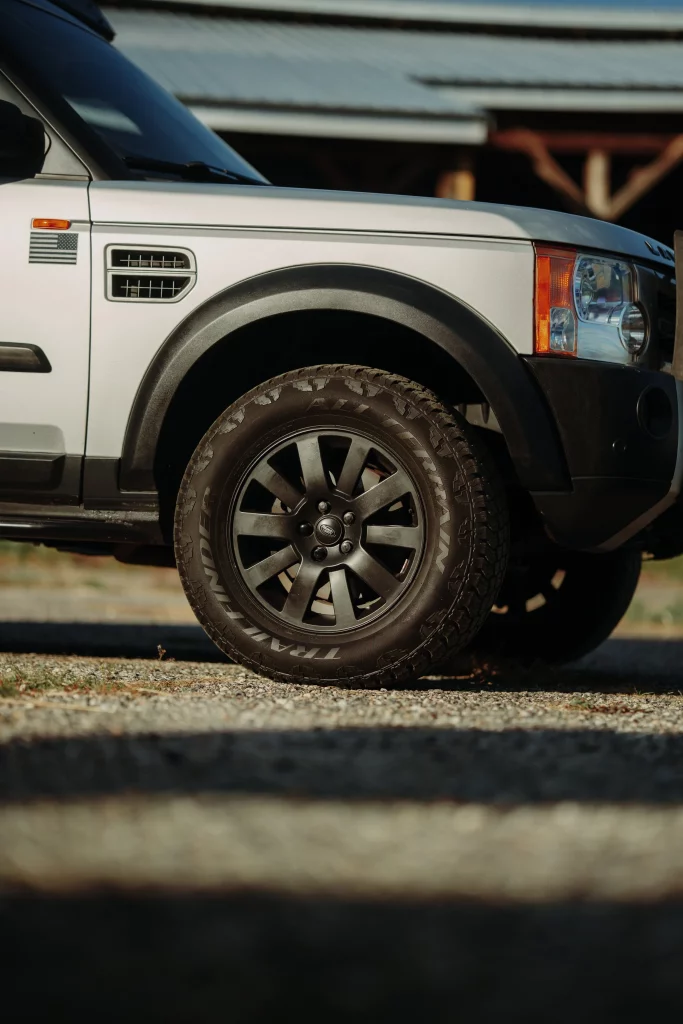 land rover discovery 3 legacy overland v8 10 Motor16