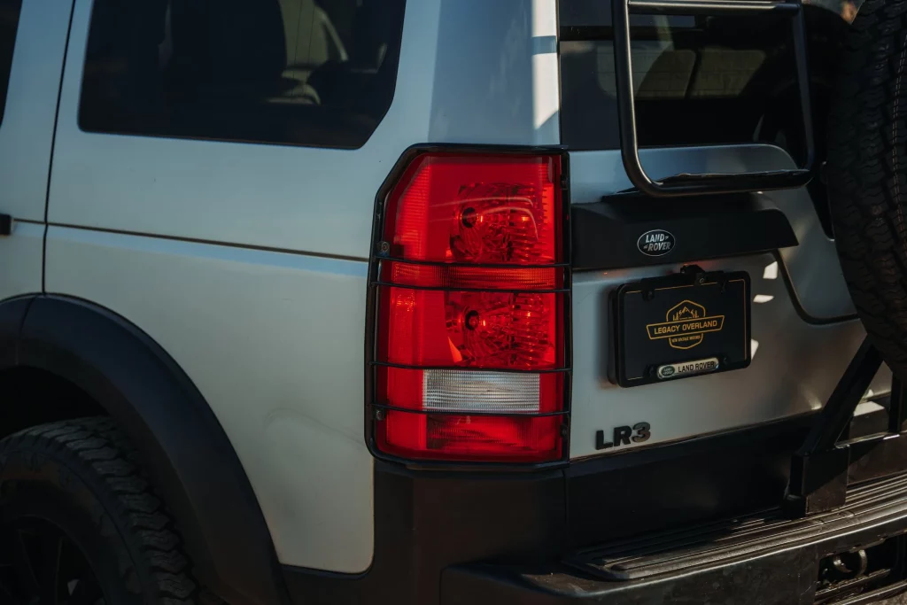 land rover discovery 3 legacy overland v8 24 Motor16