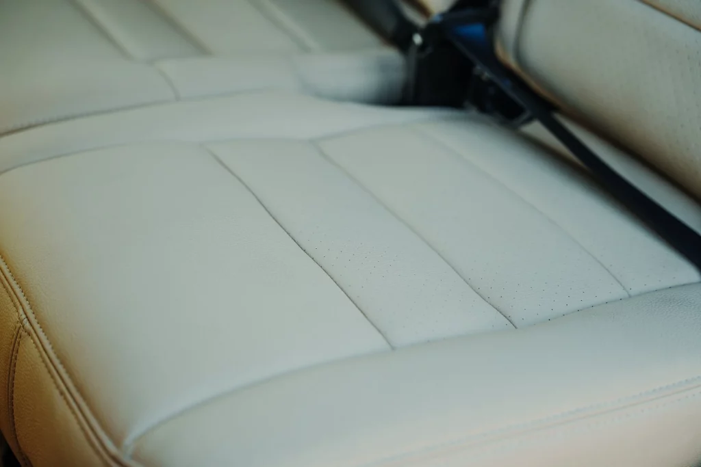 land rover discovery 3 legacy overland v8 29 Motor16