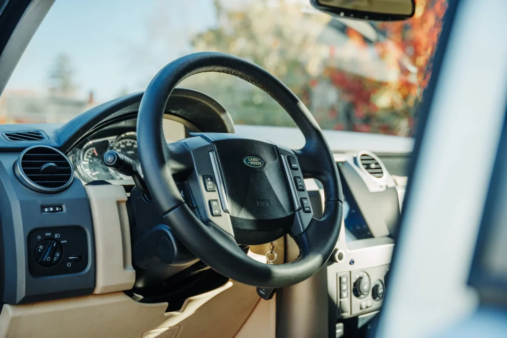 land rover discovery 3 legacy overland v8 34 Motor16