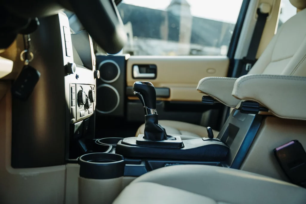 land rover discovery 3 legacy overland v8 37 Motor16