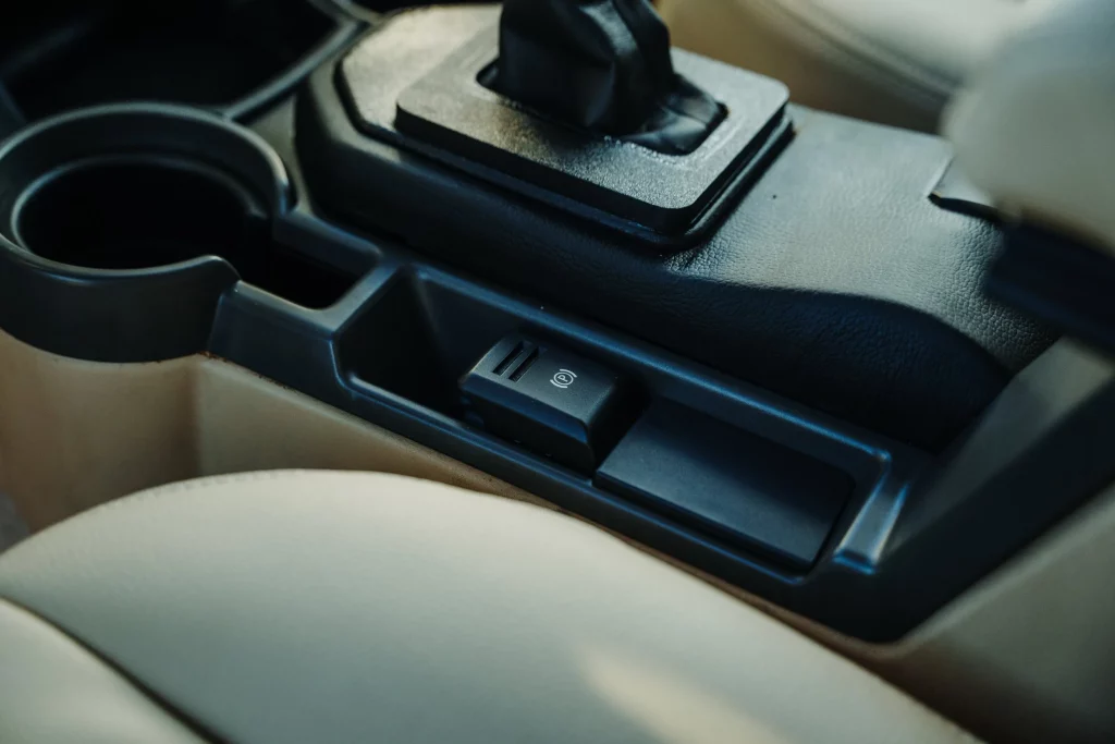 land rover discovery 3 legacy overland v8 41 Motor16