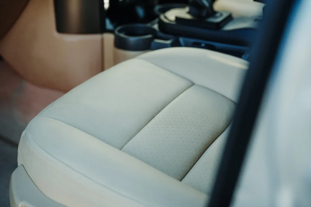 land rover discovery 3 legacy overland v8 46 Motor16