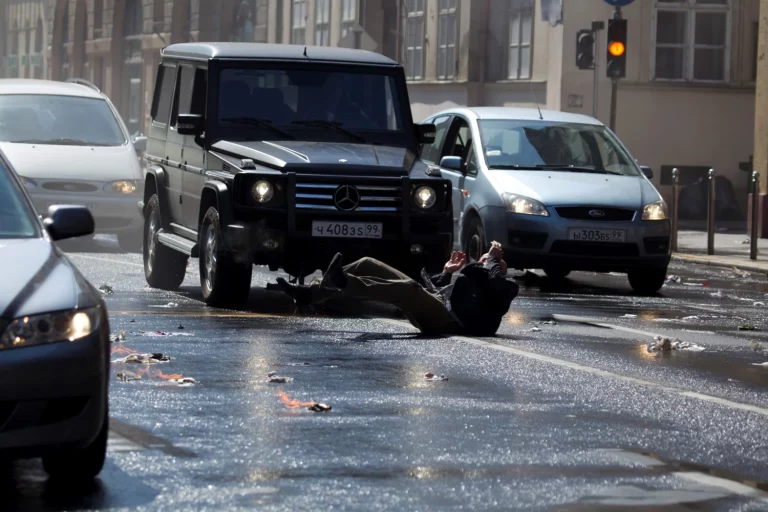 45 años de Mercedes Clase G: Una estrella del 4×4 y de la gran pantalla
