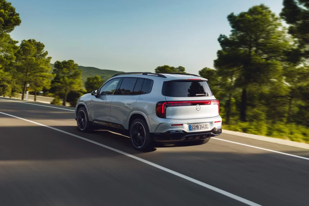 El nuevo Mercedes GLB eléctrico ofrece hasta 631 km de autonomía y siete plazas