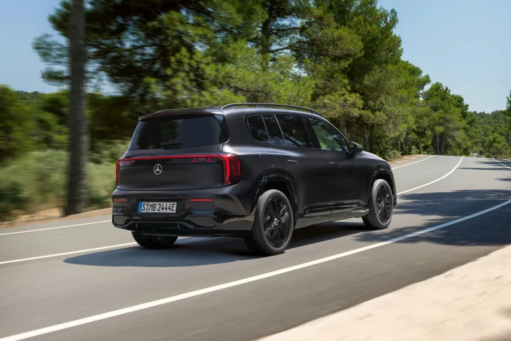 El nuevo Mercedes GLB eléctrico ofrece hasta 631 km de autonomía y siete plazas