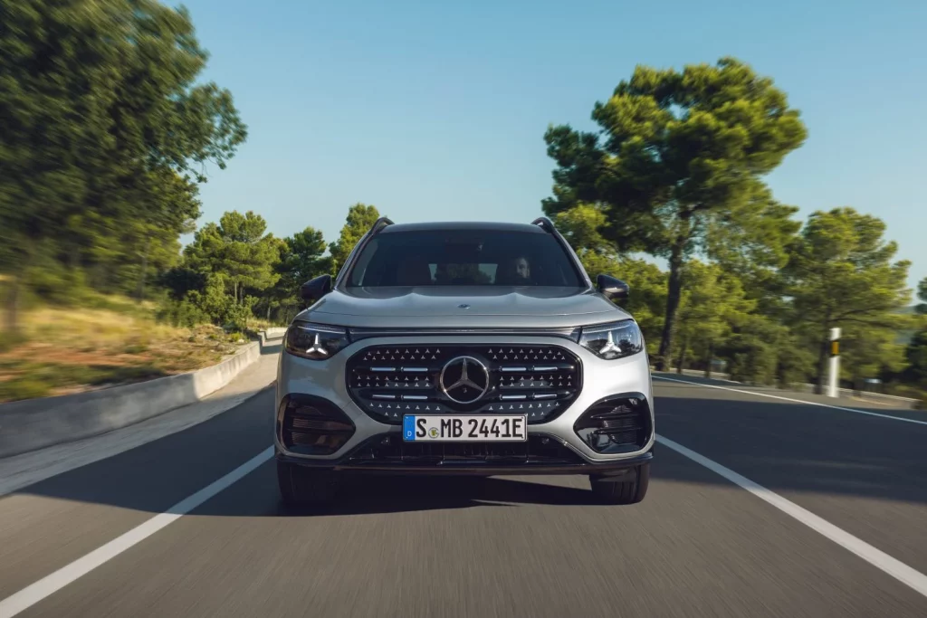 El nuevo Mercedes GLB eléctrico ofrece hasta 631 km de autonomía y siete plazas