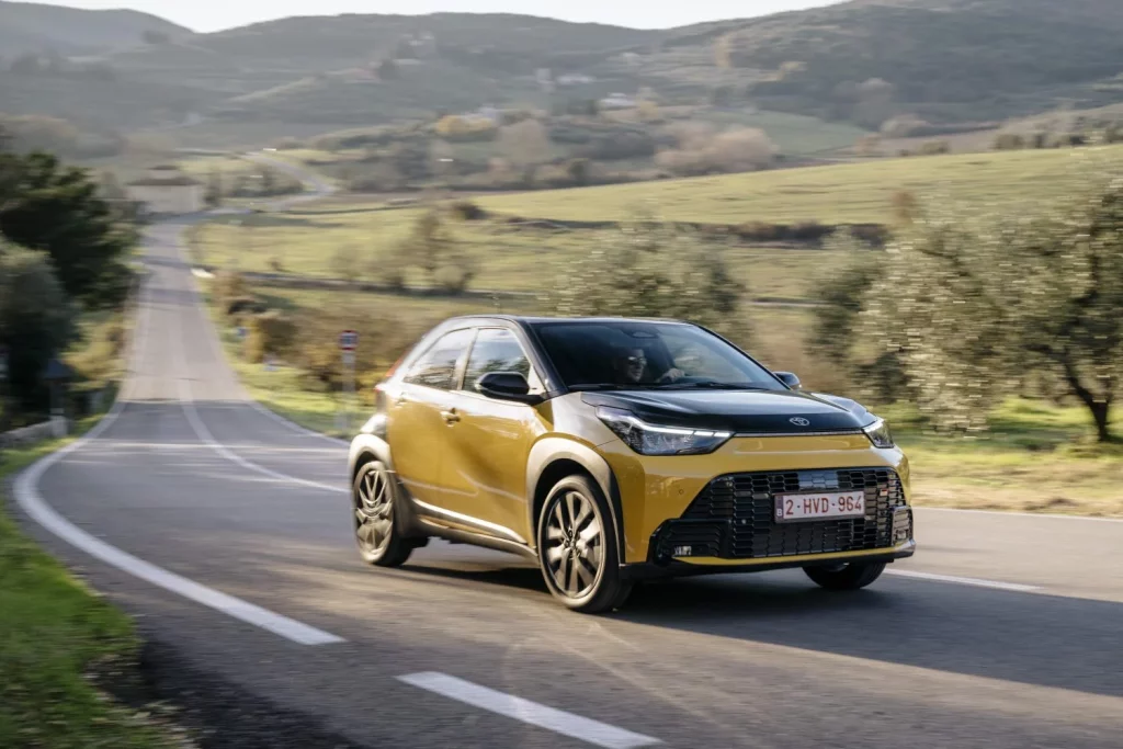 Prueba del Toyota Aygo X Cross “reinventado” para adoptar la hibridación 5 Motor16 primera prueba toyota aygo x cross hibrido 3 Motor16