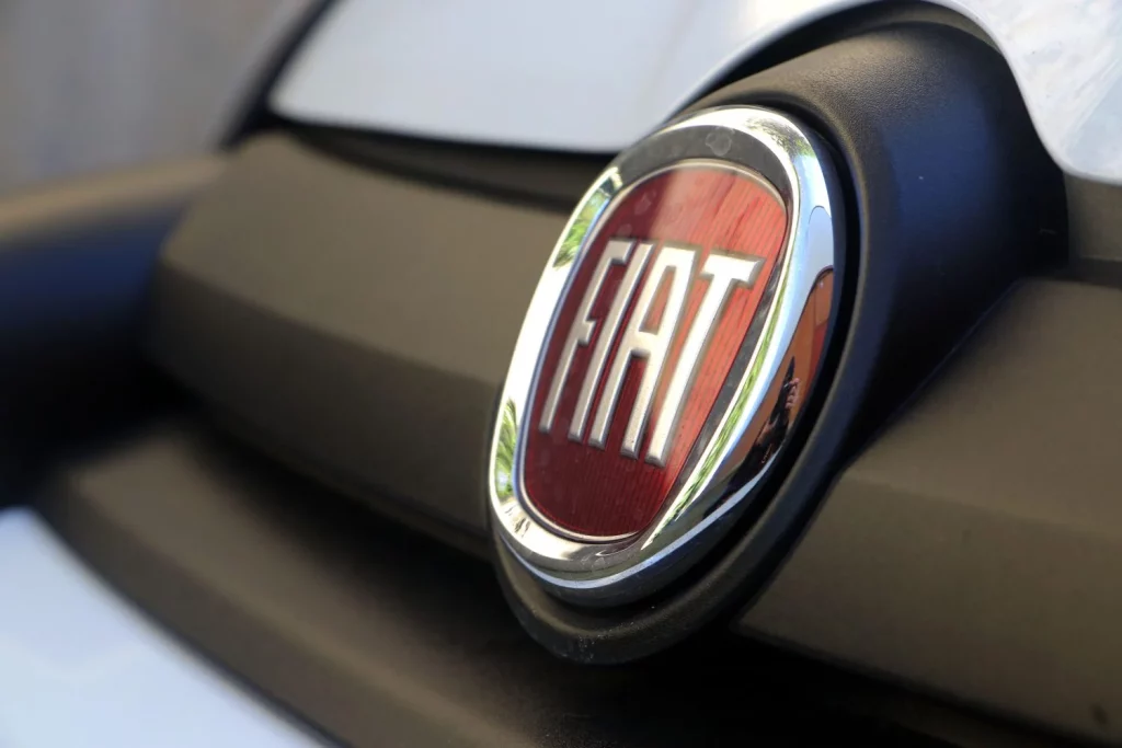 prueba fiat pandina hibrido cross 20 Motor16