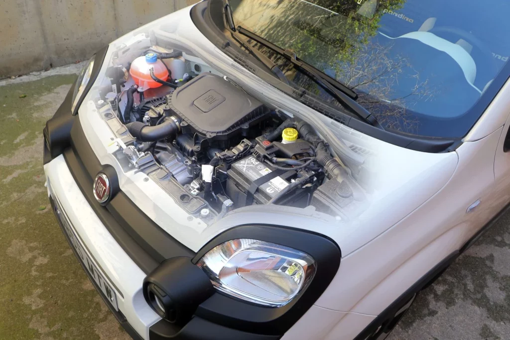 prueba fiat pandina hibrido cross 22 Motor16