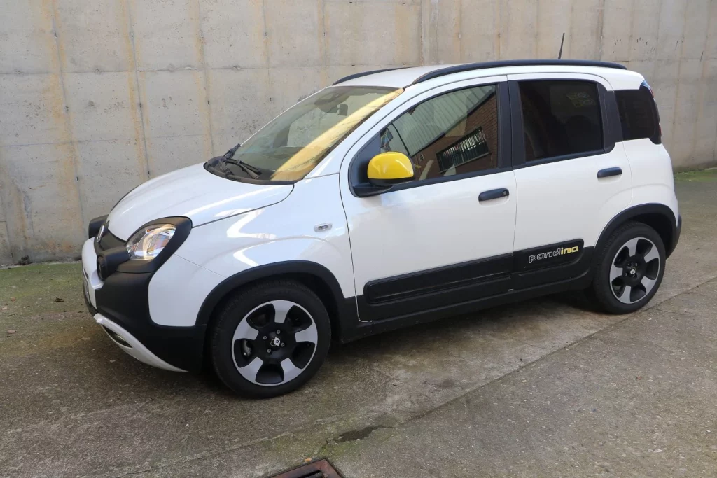 Prueba del Fiat Pandina híbrido Cross: Etiqueta Eco y bajo precio