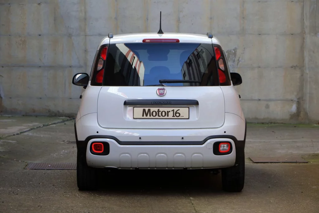 Prueba del Fiat Pandina híbrido Cross: Etiqueta Eco y bajo precio