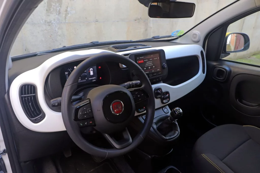 Prueba del Fiat Pandina híbrido Cross: Etiqueta Eco y bajo precio