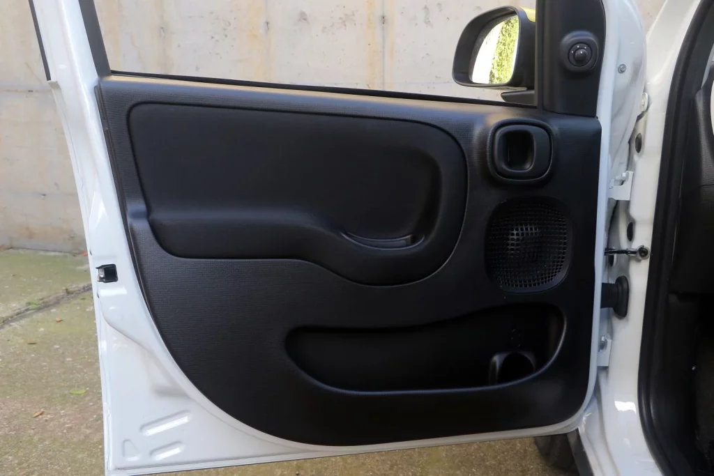 Prueba del Fiat Pandina híbrido Cross: Etiqueta Eco y bajo precio