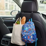 Convierte tus reposacabezas en espacio de almacenaje con este invento que cuesta menos de 7 euros