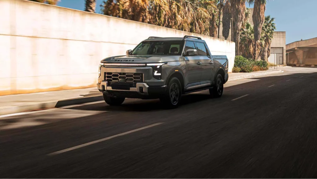 Primera prueba del Santana 400: El pick up que devuelve la ilusión a Linares 51 Motor16 Primera prueba del Santana 400: El pick up que devuelve la ilusión a Linares