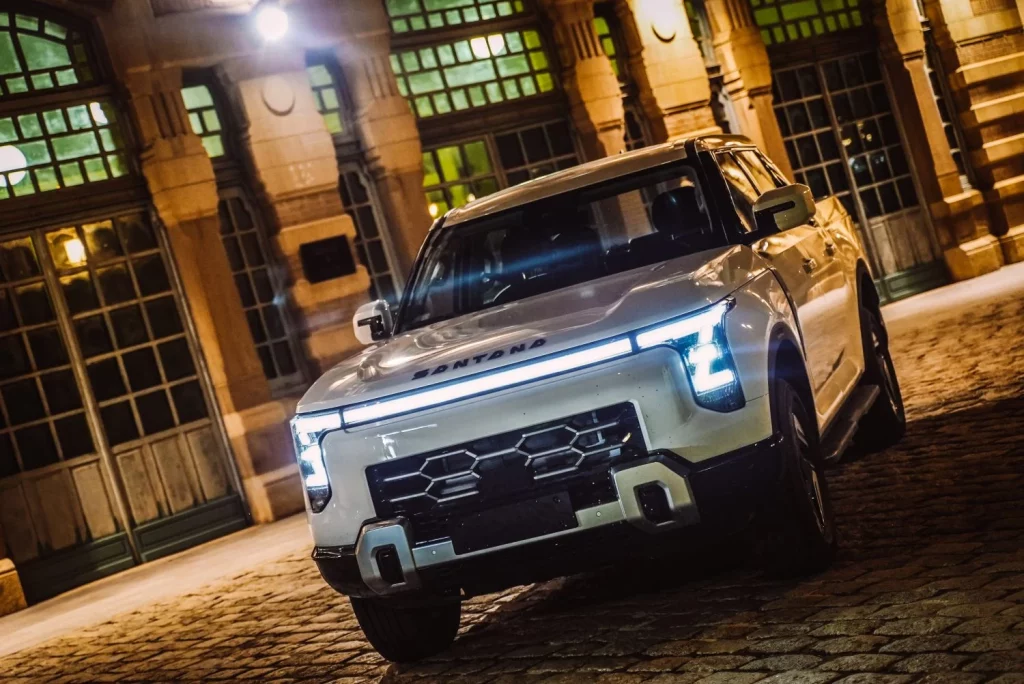 Primera prueba del Santana 400: El pick up que devuelve la ilusión a Linares 54 Motor16 Primera prueba del Santana 400: El pick up que devuelve la ilusión a Linares