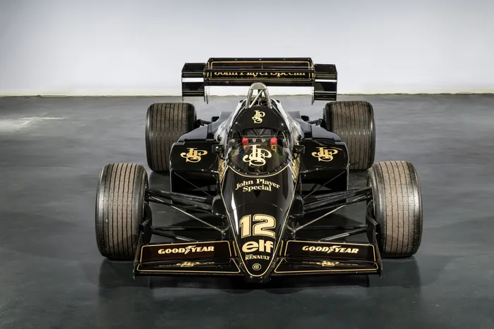 Renault saca a subasta un centenar de joyas de su colección para financiar su futuro museo