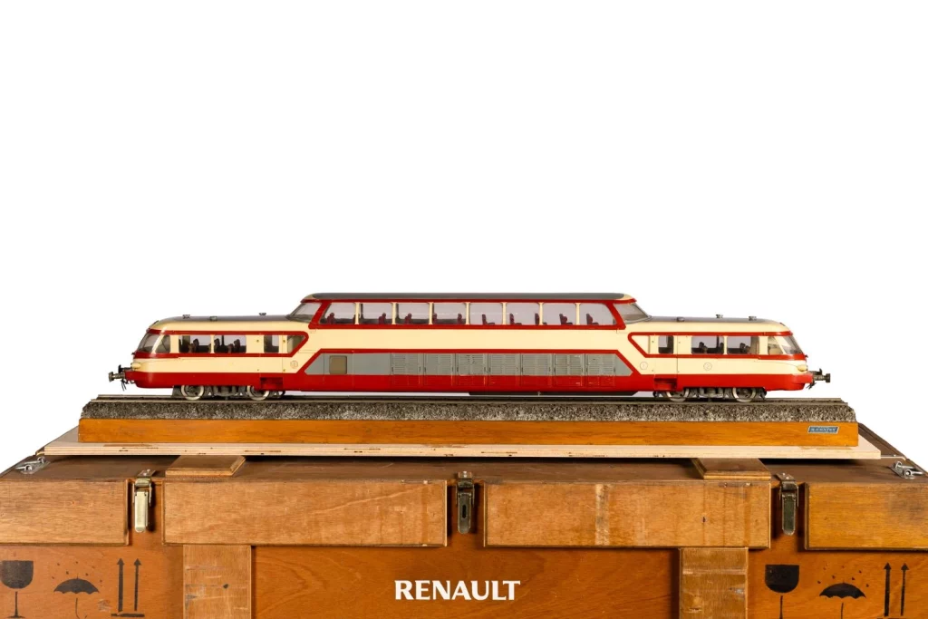 Renault saca a subasta un centenar de joyas de su colección para financiar su futuro museo