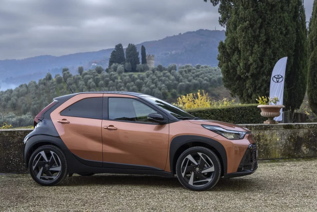 Prueba del Toyota Aygo X Cross “reinventado” para adoptar la hibridación 63 Motor16 toyota aygo x cross hibrido prueba 6 Motor16