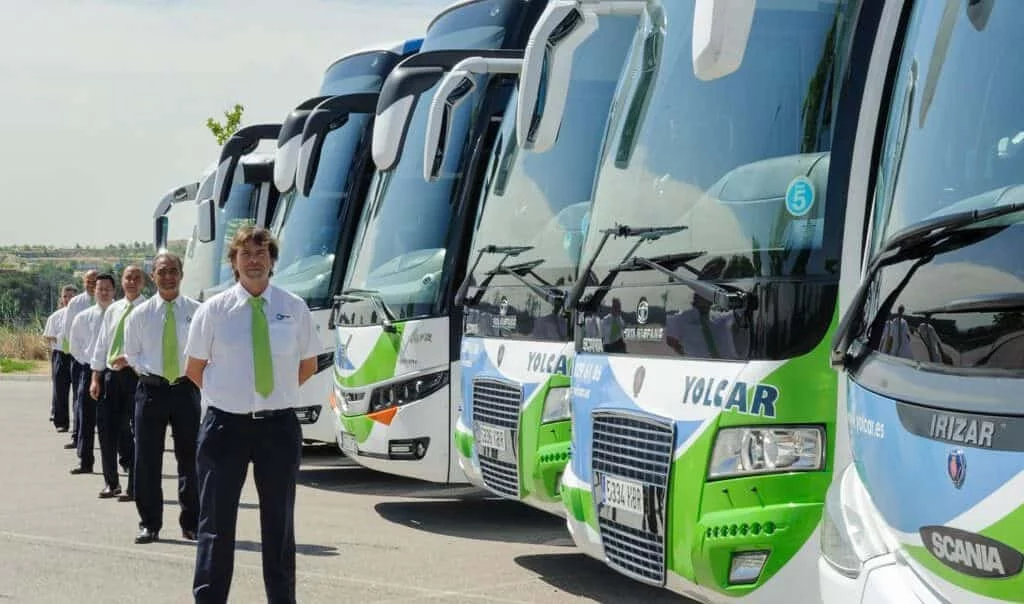 Mario (51), conductor de autobús: "Te da muchas más alegrías que conducir un camión" 2 Motor16 conductor autobús